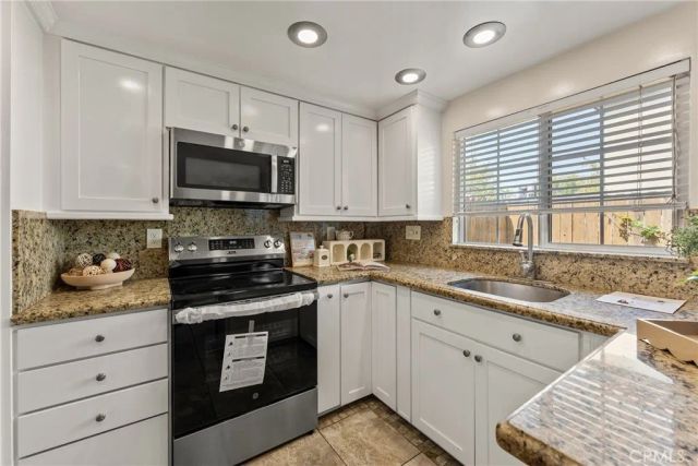 1423 1st, Duarte, CA 91010