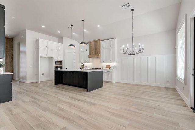 7112 NW 154th Street, Edmond, OK 73013