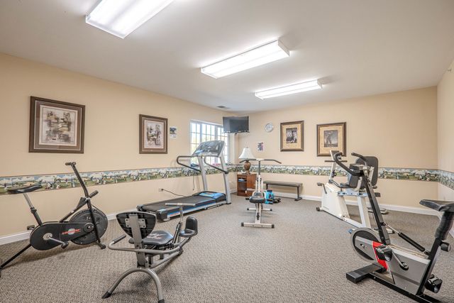 801 N Mclean Boulevard 320, Elgin, IL 60123