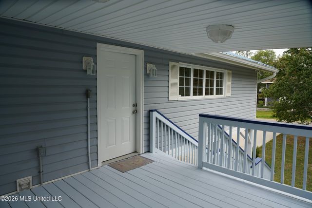 15003 Ponotoc Drive, Kiln, MS 39556