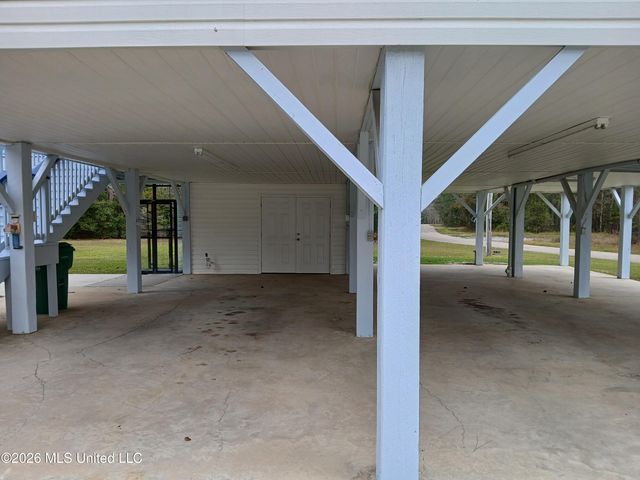 15003 Ponotoc Drive, Kiln, MS 39556