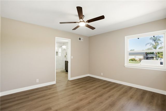 934 S Donna Beth, West Covina, CA 91791