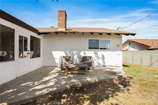 934 S Donna Beth, West Covina, CA 91791