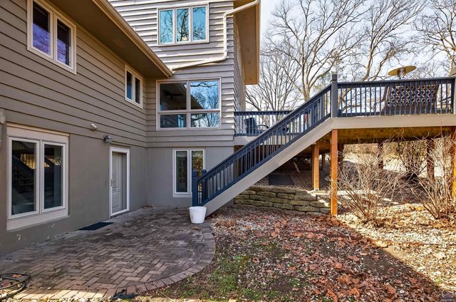 5934 SW 47th ST, Topeka, KS 66610