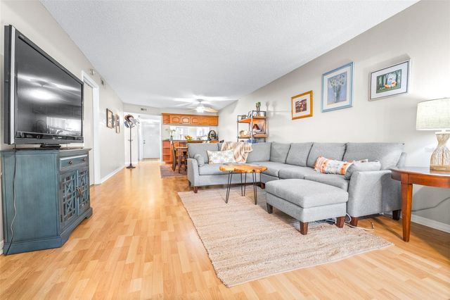 90 S HIGHLAND AVENUE 110, Tarpon Springs, FL 34689