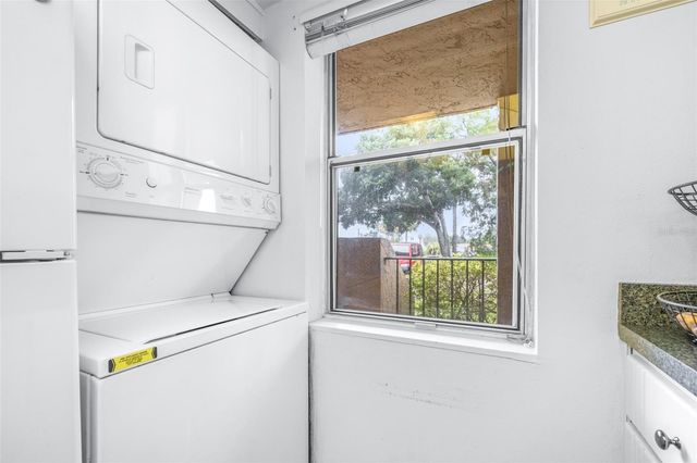 90 S HIGHLAND AVENUE 110, Tarpon Springs, FL 34689