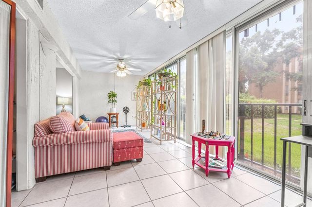 90 S HIGHLAND AVENUE 110, Tarpon Springs, FL 34689