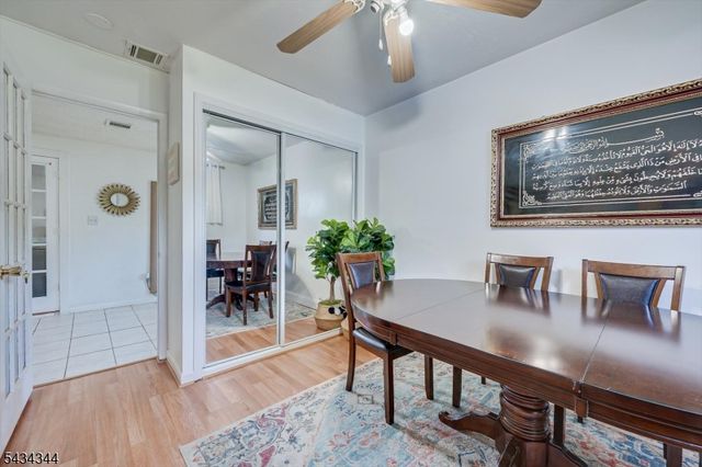 15 Markham Rd, Edison Twp., NJ 08817