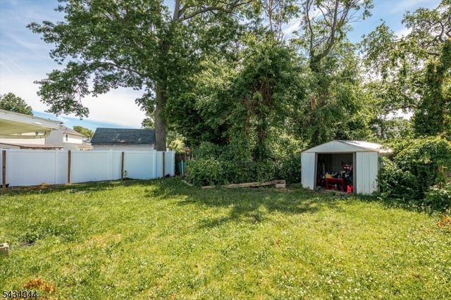15 Markham Rd, Edison Twp., NJ 08817