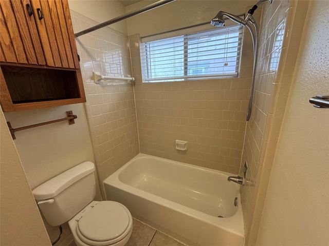 10423 Sand Pass Lane, Houston, TX 77064