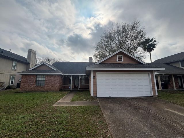10423 Sand Pass Lane, Houston, TX 77064