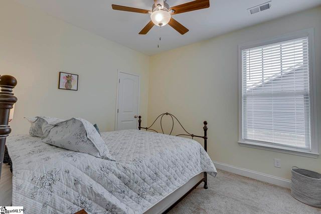 18 Forest Ridge Way, Greenville, SC 29617