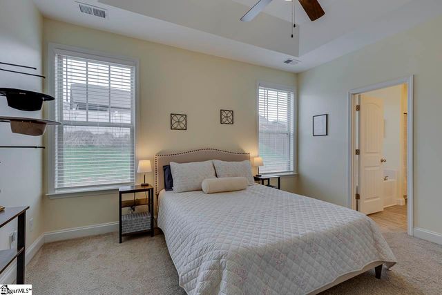 18 Forest Ridge Way, Greenville, SC 29617