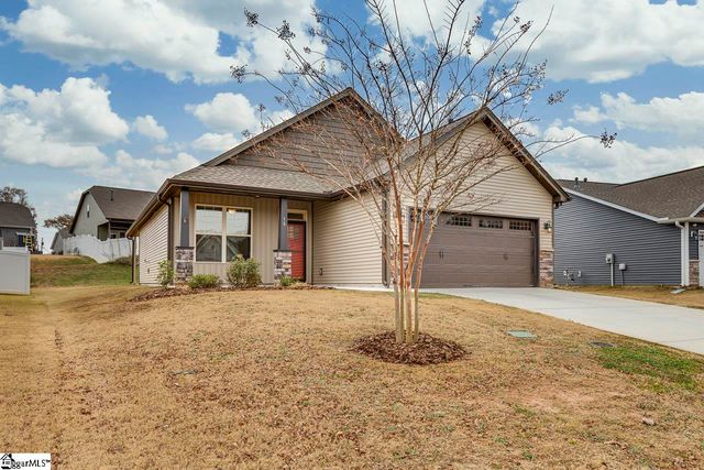 18 Forest Ridge Way, Greenville, SC 29617