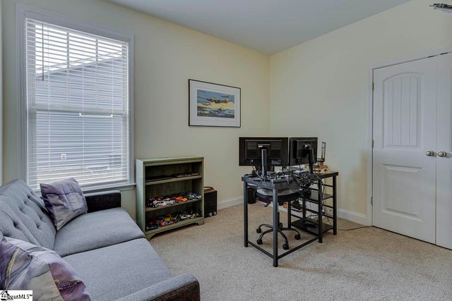 18 Forest Ridge Way, Greenville, SC 29617