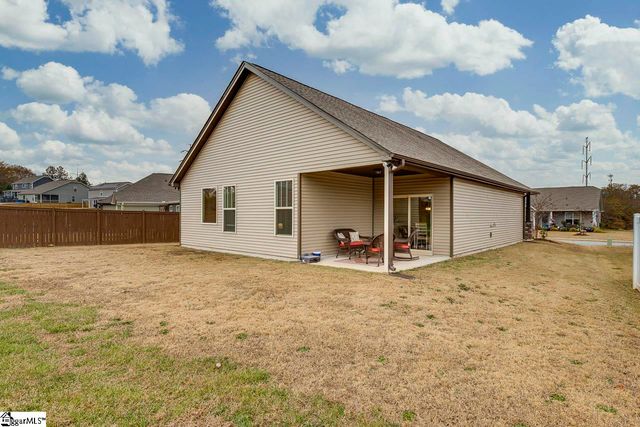 18 Forest Ridge Way, Greenville, SC 29617