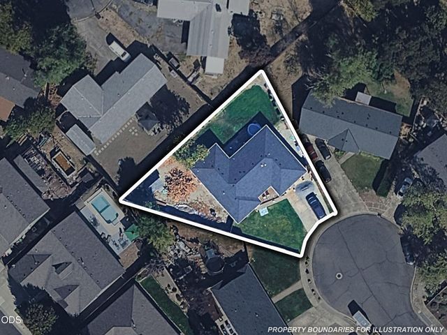 1011 Hermosa Drive, Central Point, OR 97502