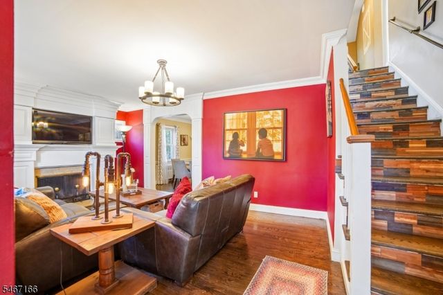 188 N Livingston Ave, Livingston Twp., NJ 07039