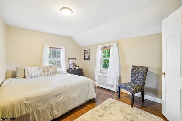 188 N Livingston Ave, Livingston Twp., NJ 07039