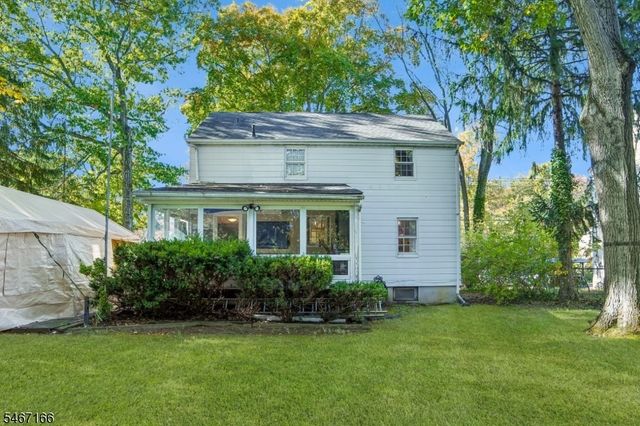 188 N Livingston Ave, Livingston Twp., NJ 07039