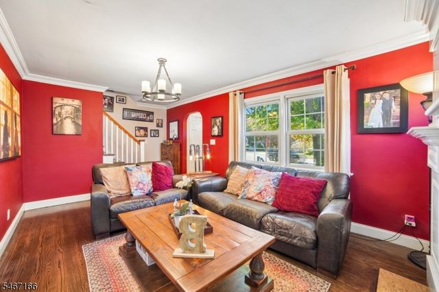 188 N Livingston Ave, Livingston Twp., NJ 07039