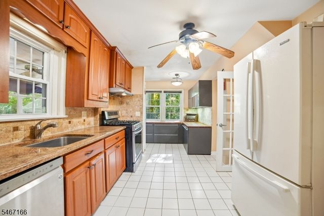 188 N Livingston Ave, Livingston Twp., NJ 07039