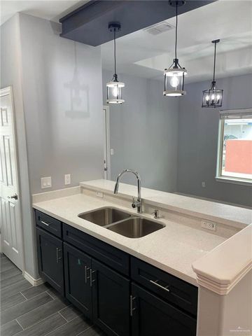 2709 Primrose Avenue, Edinburg, TX 78541