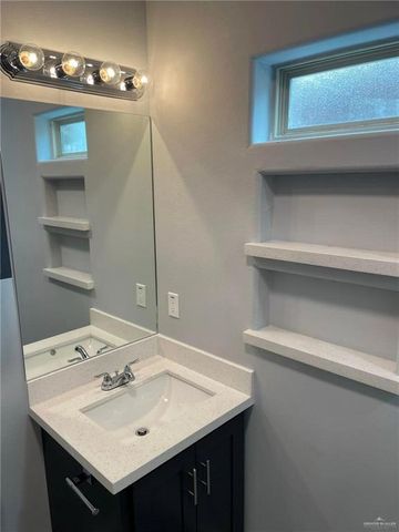 2709 Primrose Avenue, Edinburg, TX 78541