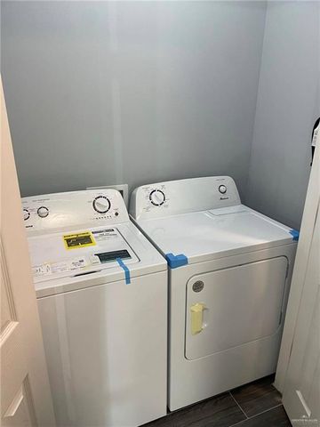 2709 Primrose Avenue, Edinburg, TX 78541