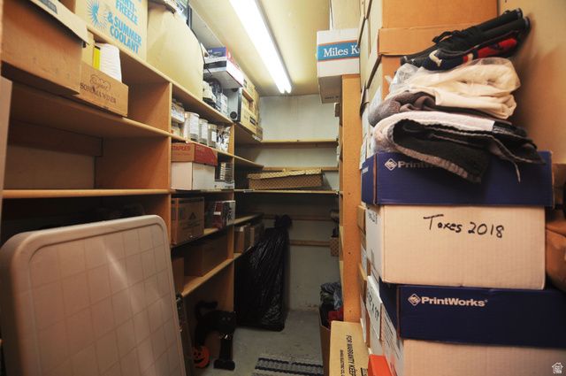 1167 N DEERFIELD DR, Centerville, UT 84014