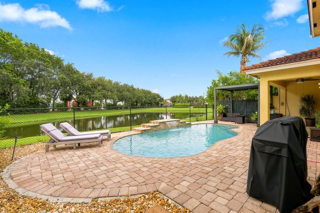 9035 Silver Glen Way, Lake Worth, FL 33467