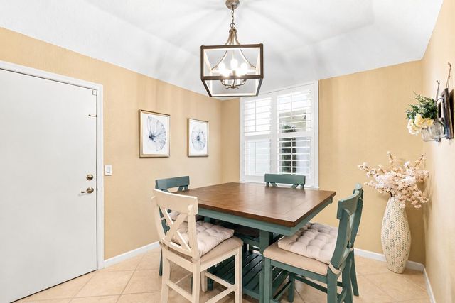9035 Silver Glen Way, Lake Worth, FL 33467