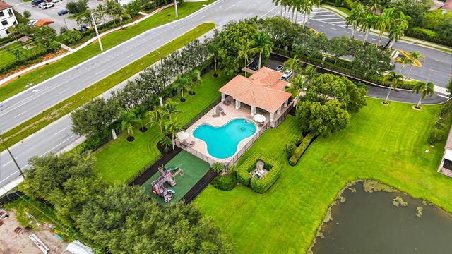 9035 Silver Glen Way, Lake Worth, FL 33467