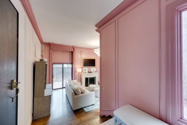 690 Timber Ln, Nashville, TN 37215