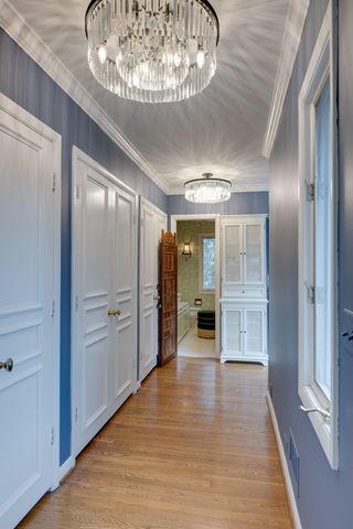 690 Timber Ln, Nashville, TN 37215