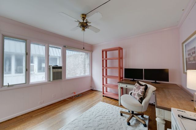 690 Timber Ln, Nashville, TN 37215