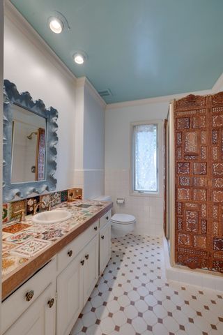 690 Timber Ln, Nashville, TN 37215