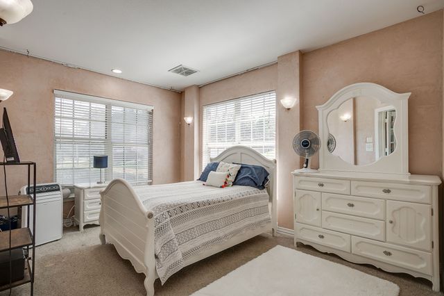 2234 Ivanhoe Circle, Grand Prairie, TX 75050