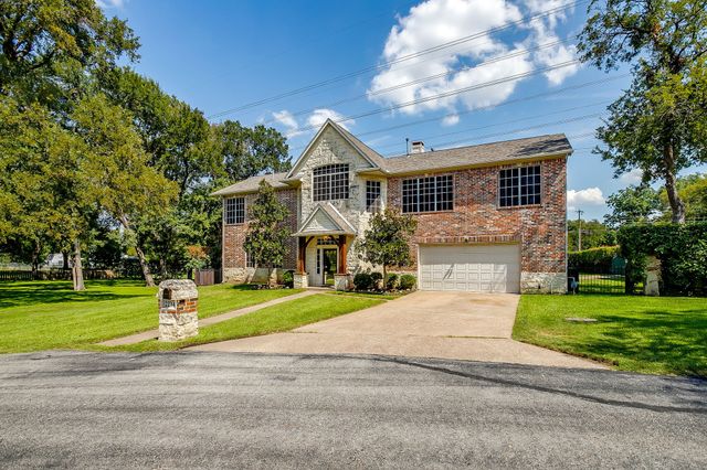 2234 Ivanhoe Circle, Grand Prairie, TX 75050