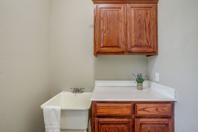 2234 Ivanhoe Circle, Grand Prairie, TX 75050