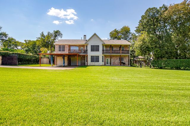 2234 Ivanhoe Circle, Grand Prairie, TX 75050