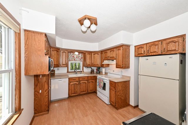 1551 S 168th STREET, New Berlin, WI 53151