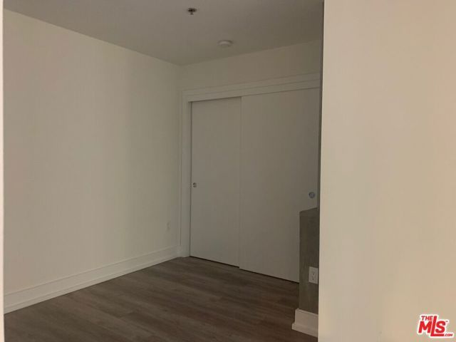 727 W 7th Street 911, Los Angeles, CA 90017