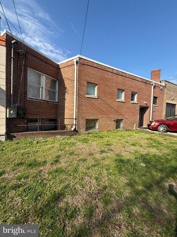 1809 RHODE ISLAND AVE NE, Washington, DC 20018