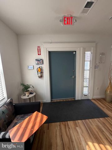 1809 RHODE ISLAND AVE NE, Washington, DC 20018