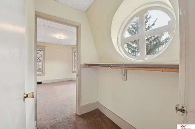 112 N 38th Avenue, Omaha, NE 68131