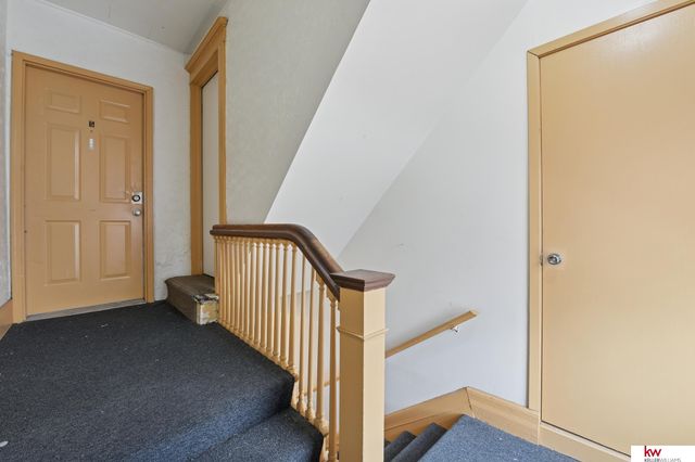 112 N 38th Avenue, Omaha, NE 68131