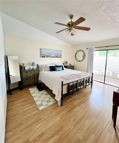 15614 FARNSWORTH LANE, Tampa, FL 33624