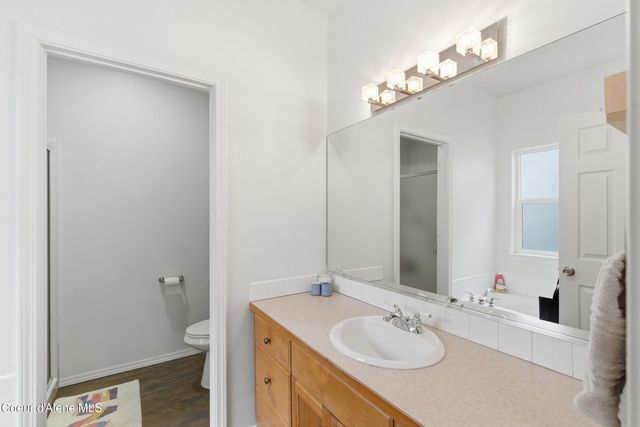 5487 N Martha LOOP, Coeur D'alene, ID 83815