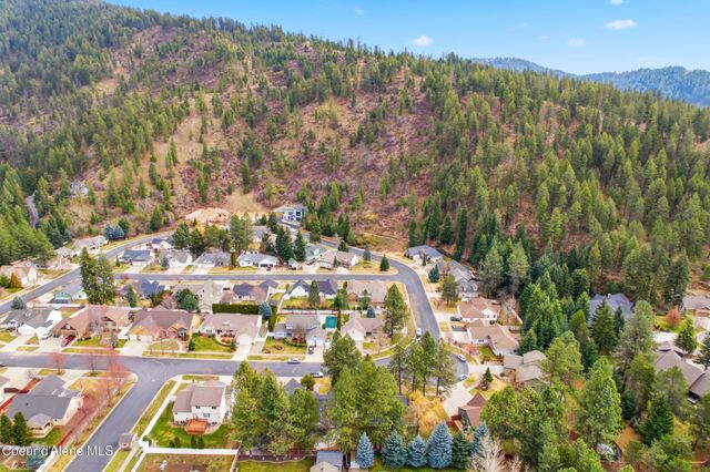5487 N Martha LOOP, Coeur D'alene, ID 83815
